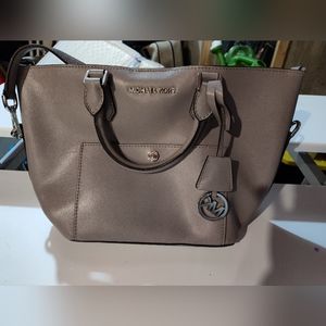 Michael Kors cross body purse